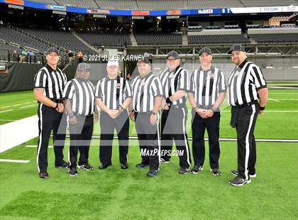 Thumbnail 3 in McQueen vs Bishop Gorman (NIAA 5A Championship) photogallery.