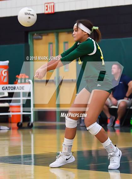 Thumbnail 2 in Horizon vs. Sunnyslope  (AIA 5A Semifinal) photogallery.