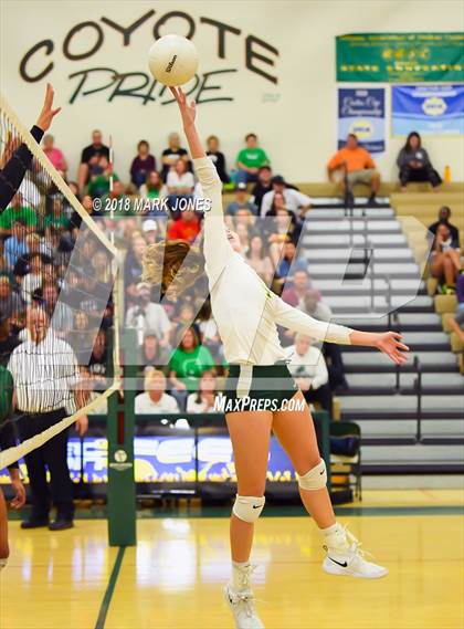 Thumbnail 1 in Horizon vs. Sunnyslope  (AIA 5A Semifinal) photogallery.
