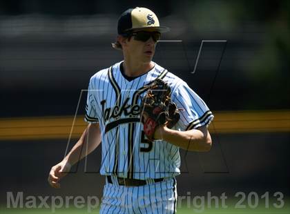 Thumbnail 1 in Pope @ Sprayberry photogallery.
