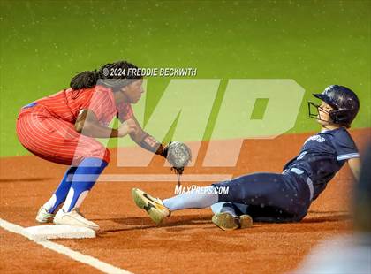 Thumbnail 2 in Midway vs. Kingwood (UIL 6A Softball Semifinal) photogallery.