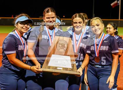 Thumbnail 1 in Midway vs. Kingwood (UIL 6A Softball Semifinal) photogallery.