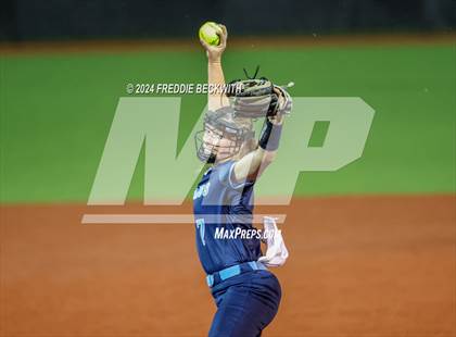 Thumbnail 3 in Midway vs. Kingwood (UIL 6A Softball Semifinal) photogallery.
