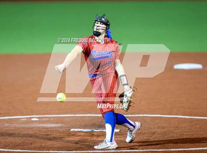 Thumbnail 2 in Midway vs. Kingwood (UIL 6A Softball Semifinal) photogallery.