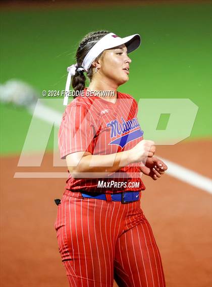 Thumbnail 2 in Midway vs. Kingwood (UIL 6A Softball Semifinal) photogallery.