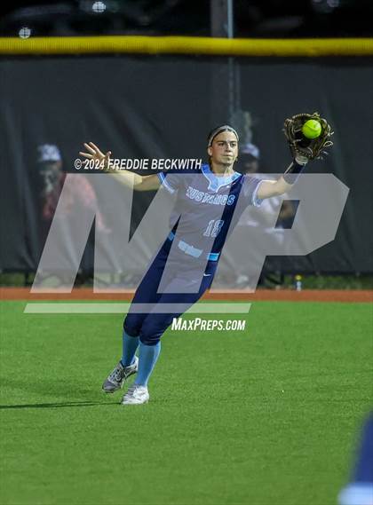 Thumbnail 1 in Midway vs. Kingwood (UIL 6A Softball Semifinal) photogallery.