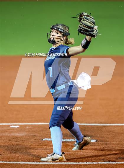 Thumbnail 1 in Midway vs. Kingwood (UIL 6A Softball Semifinal) photogallery.