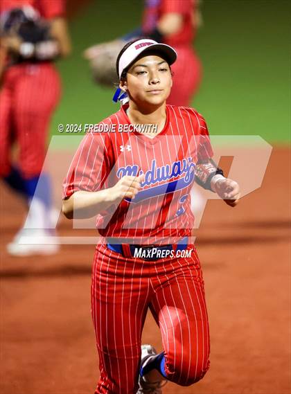Thumbnail 3 in Midway vs. Kingwood (UIL 6A Softball Semifinal) photogallery.