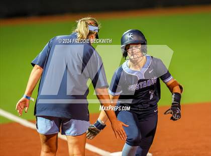 Thumbnail 2 in Midway vs. Kingwood (UIL 6A Softball Semifinal) photogallery.