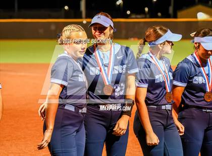 Thumbnail 2 in Midway vs. Kingwood (UIL 6A Softball Semifinal) photogallery.