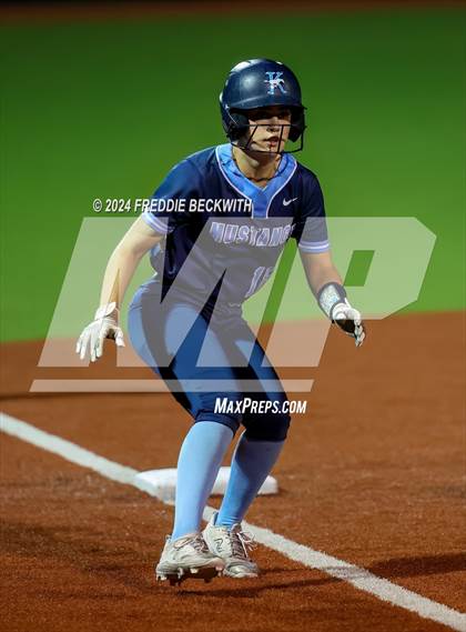 Thumbnail 1 in Midway vs. Kingwood (UIL 6A Softball Semifinal) photogallery.
