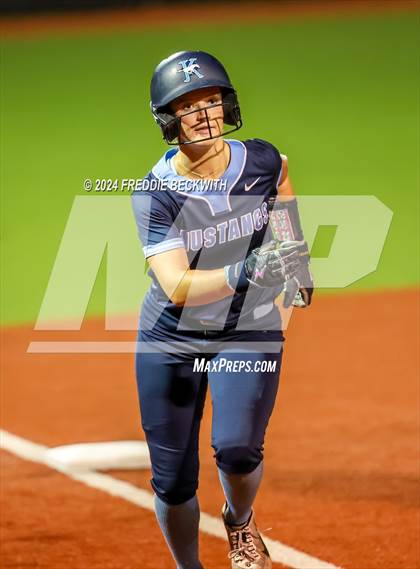 Thumbnail 3 in Midway vs. Kingwood (UIL 6A Softball Semifinal) photogallery.