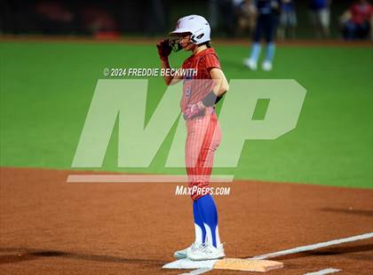 Thumbnail 2 in Midway vs. Kingwood (UIL 6A Softball Semifinal) photogallery.