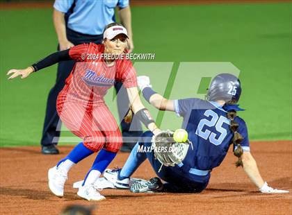 Thumbnail 3 in Midway vs. Kingwood (UIL 6A Softball Semifinal) photogallery.
