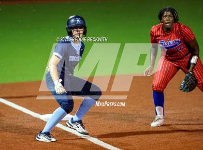 Thumbnail 1 in Midway vs. Kingwood (UIL 6A Softball Semifinal) photogallery.