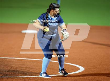 Thumbnail 3 in Midway vs. Kingwood (UIL 6A Softball Semifinal) photogallery.