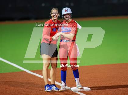 Thumbnail 2 in Midway vs. Kingwood (UIL 6A Softball Semifinal) photogallery.