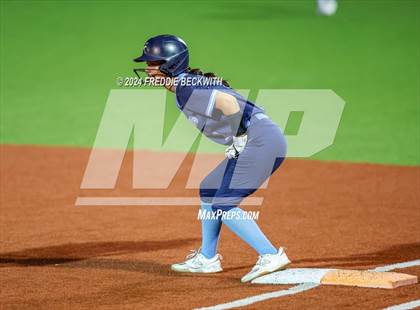 Thumbnail 3 in Midway vs. Kingwood (UIL 6A Softball Semifinal) photogallery.
