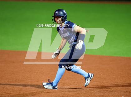 Thumbnail 3 in Midway vs. Kingwood (UIL 6A Softball Semifinal) photogallery.