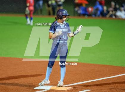 Thumbnail 1 in Midway vs. Kingwood (UIL 6A Softball Semifinal) photogallery.