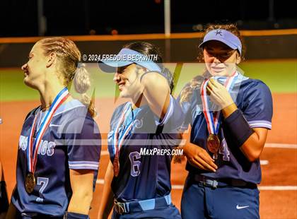 Thumbnail 1 in Midway vs. Kingwood (UIL 6A Softball Semifinal) photogallery.