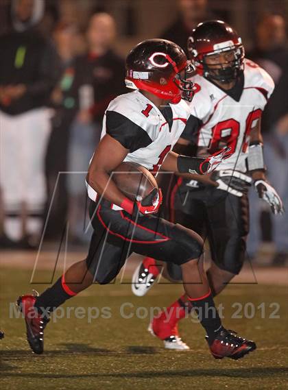 Thumbnail 3 in Centennial vs. Narbonne (CIF SoCal Regional Open Division Final) photogallery.