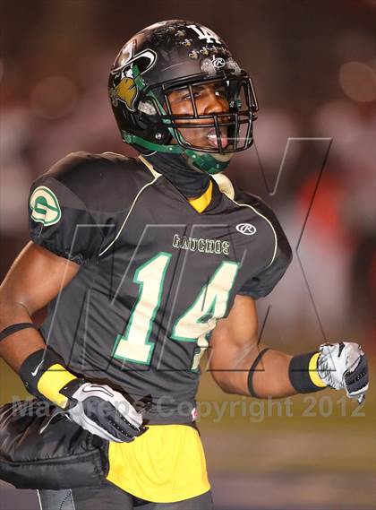 Thumbnail 3 in Centennial vs. Narbonne (CIF SoCal Regional Open Division Final) photogallery.