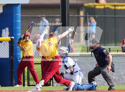 Thumbnail 3 in McCutcheon @ Carmel photogallery.