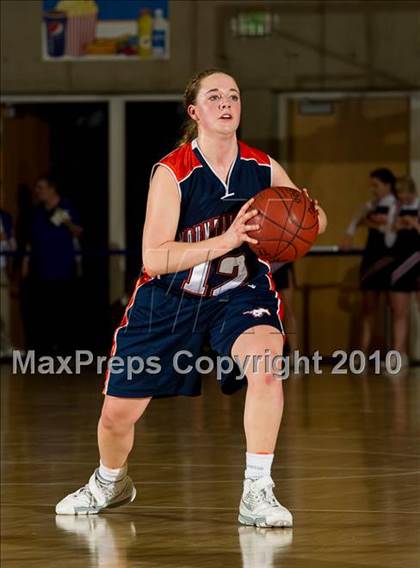Thumbnail 2 in Timpanogos vs Mountain Crest (Utah 4A Semifinal) photogallery.
