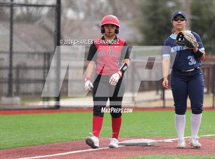 Thumbnail 2 in Del Valle vs Kingwood (NFCA Leadoff Classic) photogallery.
