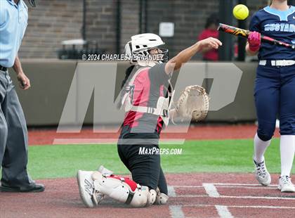 Thumbnail 3 in Del Valle vs Kingwood (NFCA Leadoff Classic) photogallery.