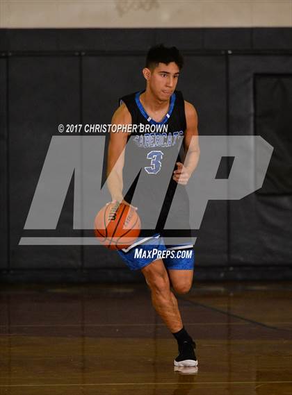 Thumbnail 2 in Dobie vs Vela (McDonald's Texas Invitational) photogallery.