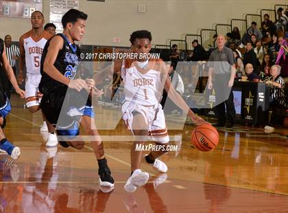Thumbnail 2 in Dobie vs Vela (McDonald's Texas Invitational) photogallery.