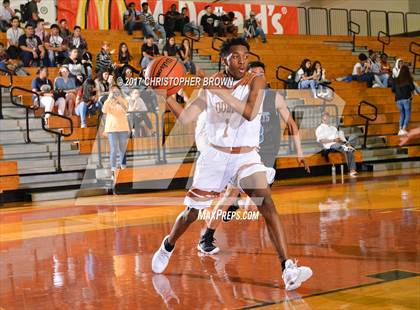 Thumbnail 3 in Dobie vs Vela (McDonald's Texas Invitational) photogallery.