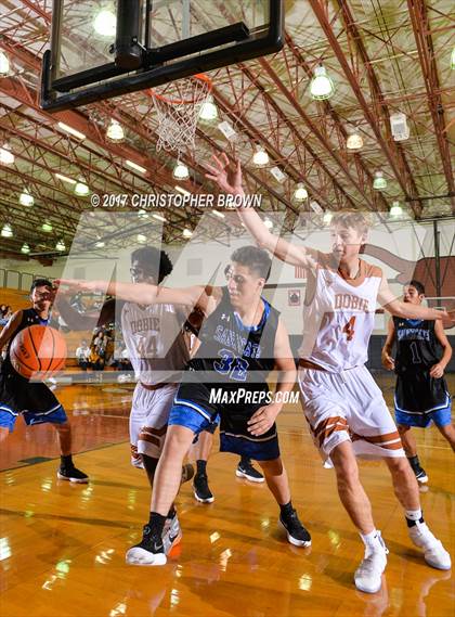 Thumbnail 2 in Dobie vs Vela (McDonald's Texas Invitational) photogallery.