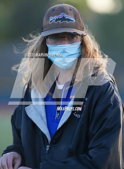 Thumbnail 3 in Royal vs Westlake photogallery.