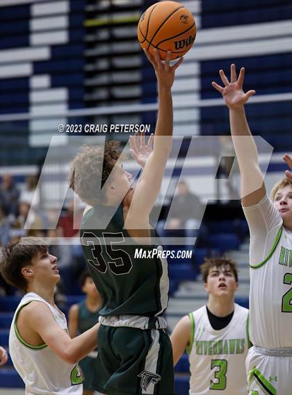 Thumbnail 3 in Clearfield @ Ridgeline (Sophomore) photogallery.