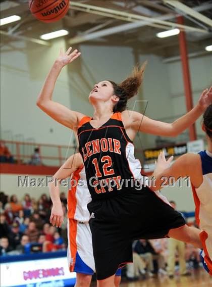 Thumbnail 2 in Lenoir City @ William Blount photogallery.