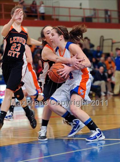 Thumbnail 3 in Lenoir City @ William Blount photogallery.