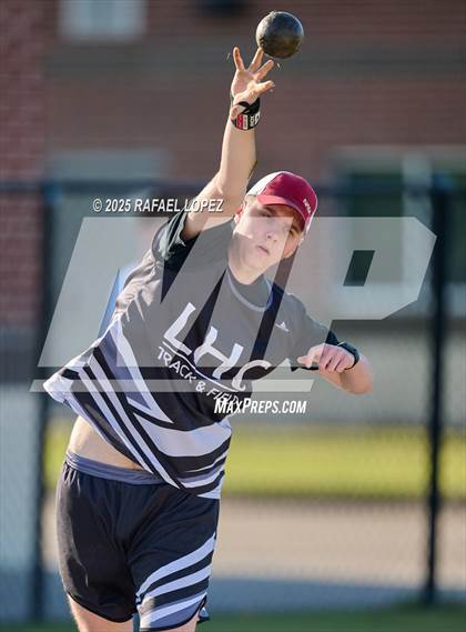 Thumbnail 2 in Lake Houston Conquerors Invitational (Shot Put) photogallery.