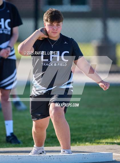 Thumbnail 1 in Lake Houston Conquerors Invitational (Shot Put) photogallery.