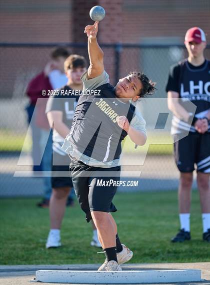 Thumbnail 2 in Lake Houston Conquerors Invitational (Shot Put) photogallery.