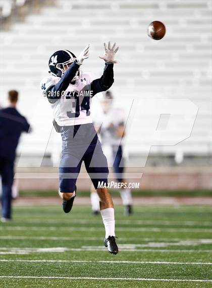 Thumbnail 3 in Smithson Valley @ Lake Travis (UIL 6A Quarterfinal Playoff) photogallery.