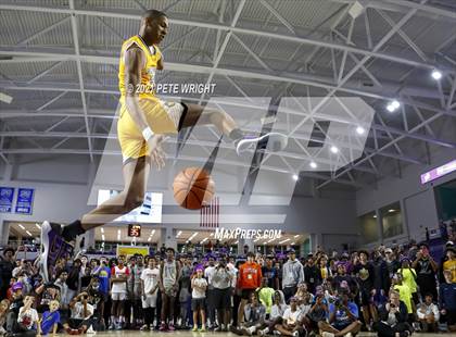 Thumbnail 1 in City of Palms Classic - Slam Dunk Contest photogallery.