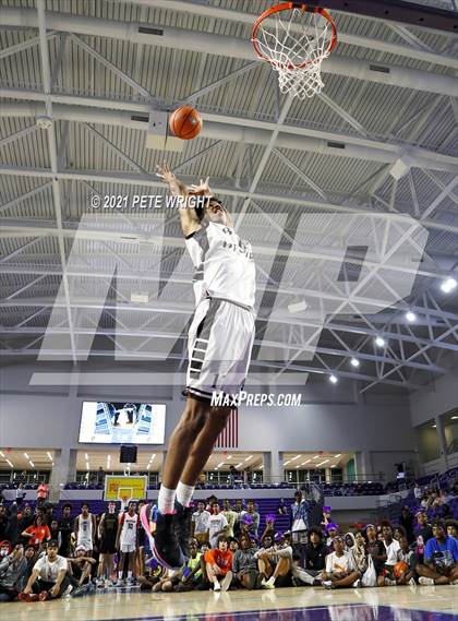 Thumbnail 3 in City of Palms Classic - Slam Dunk Contest photogallery.