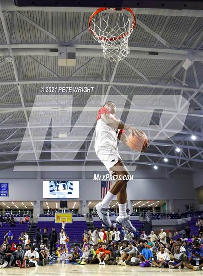 Thumbnail 2 in City of Palms Classic - Slam Dunk Contest photogallery.