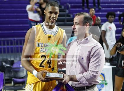 Thumbnail 1 in City of Palms Classic - Slam Dunk Contest photogallery.