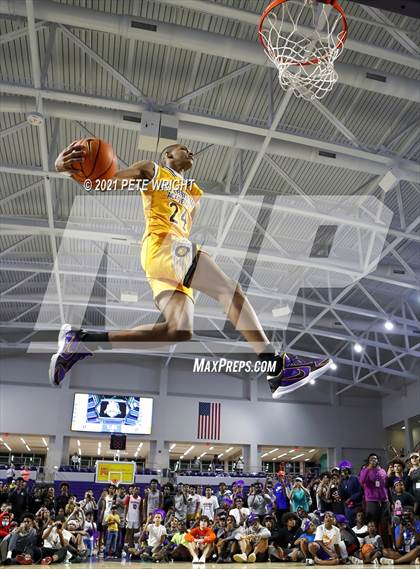 Thumbnail 3 in City of Palms Classic - Slam Dunk Contest photogallery.