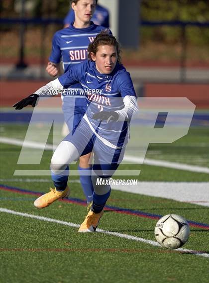 Thumbnail 2 in Lewiston-Porter @ Williamsville South (NYSPHSAA Section VI Class A-2 Final) photogallery.