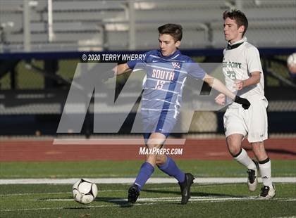 Thumbnail 3 in Lewiston-Porter @ Williamsville South (NYSPHSAA Section VI Class A-2 Final) photogallery.